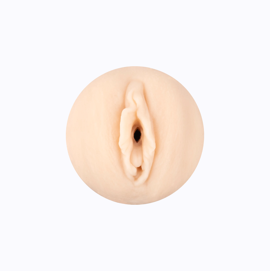 Kleio Valentien Hard Case Pussy Stroker
